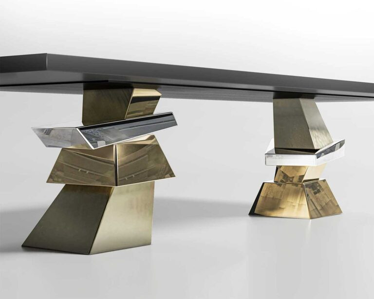 Roche Dining Table close shot in a studio render